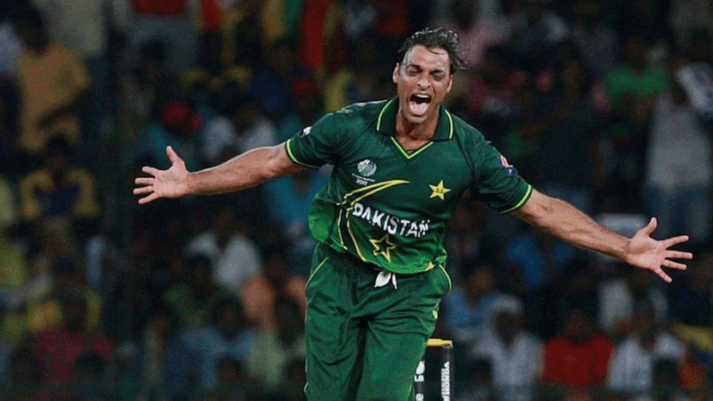 এশিয়া কাপ ২০২৫-এ ভারতীয় খেলোয়াড়দের হ্যান্ডশেক না করা নিয়ে শোয়েব আখতারের প্রতিক্রিয়া