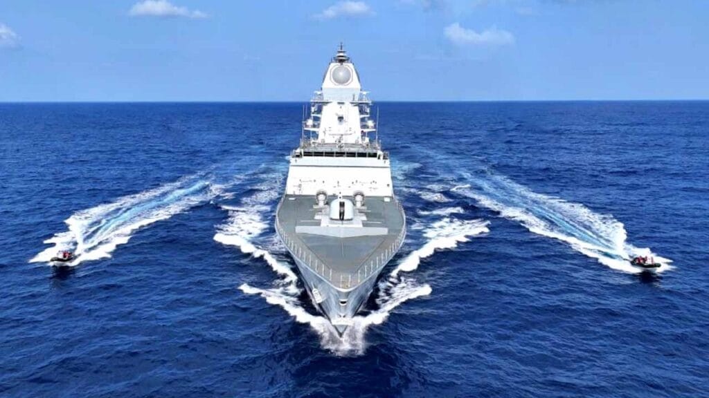 ভারতীয় নৌবাহিনীর শক্তি আরও বাড়ল! স্টেলথ ফ্রিগেট INS তারাগিরি কীভাবে চীন–পাকিস্তানকে কড়া চ্যালেঞ্জ জানাবে?